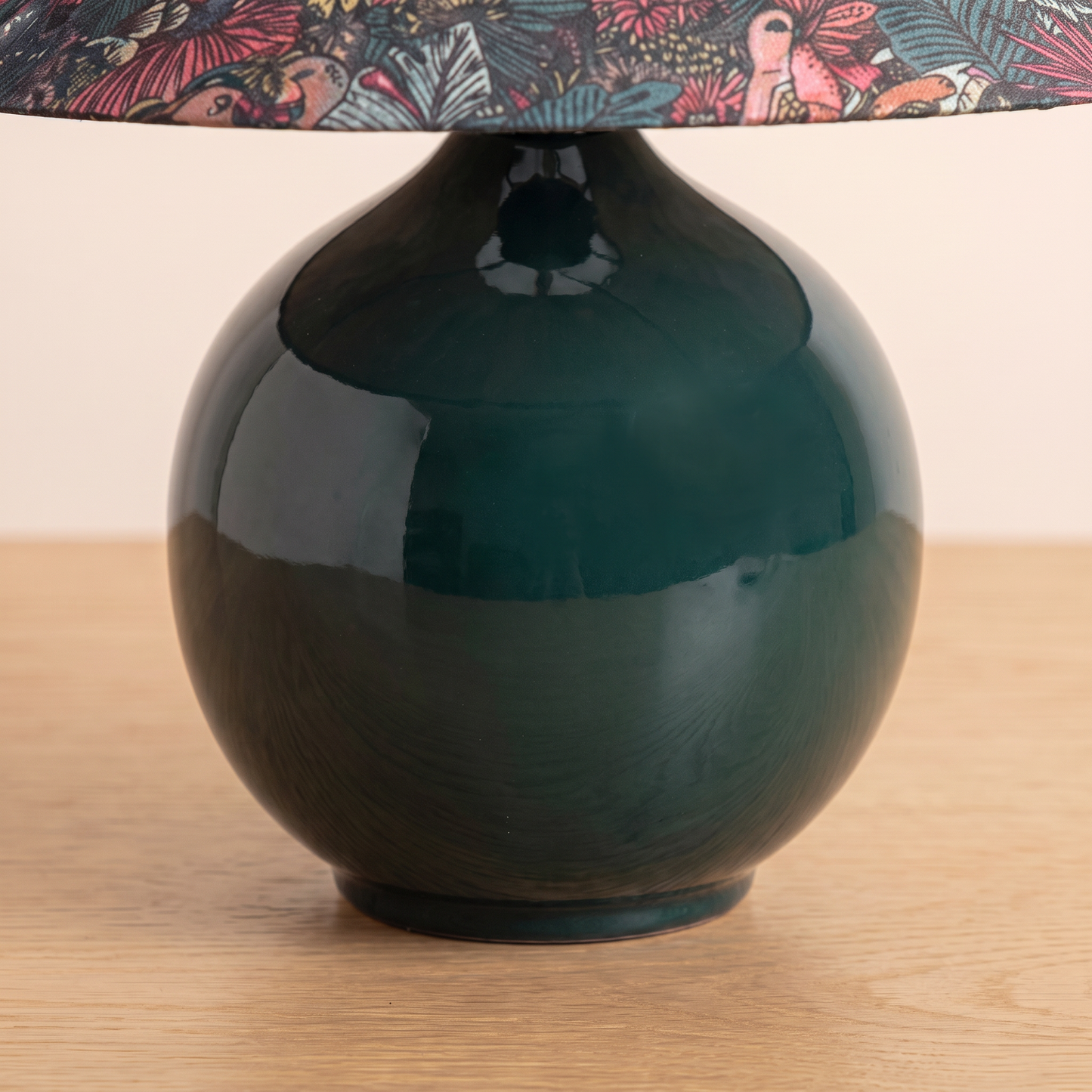 Close up of the Kalinda Table Lamp glazed base