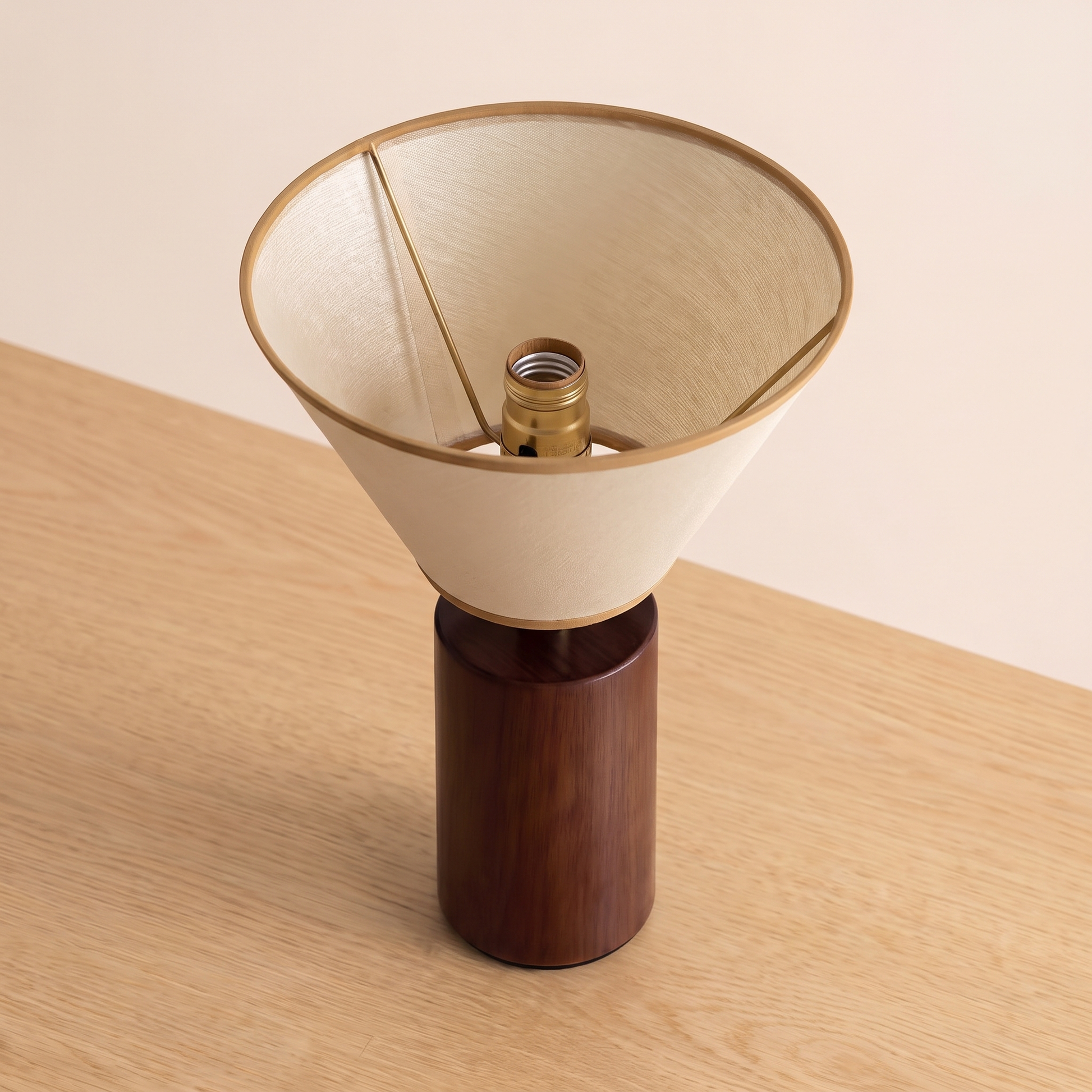 Martin Table Lamp seen from above showing the shade opening