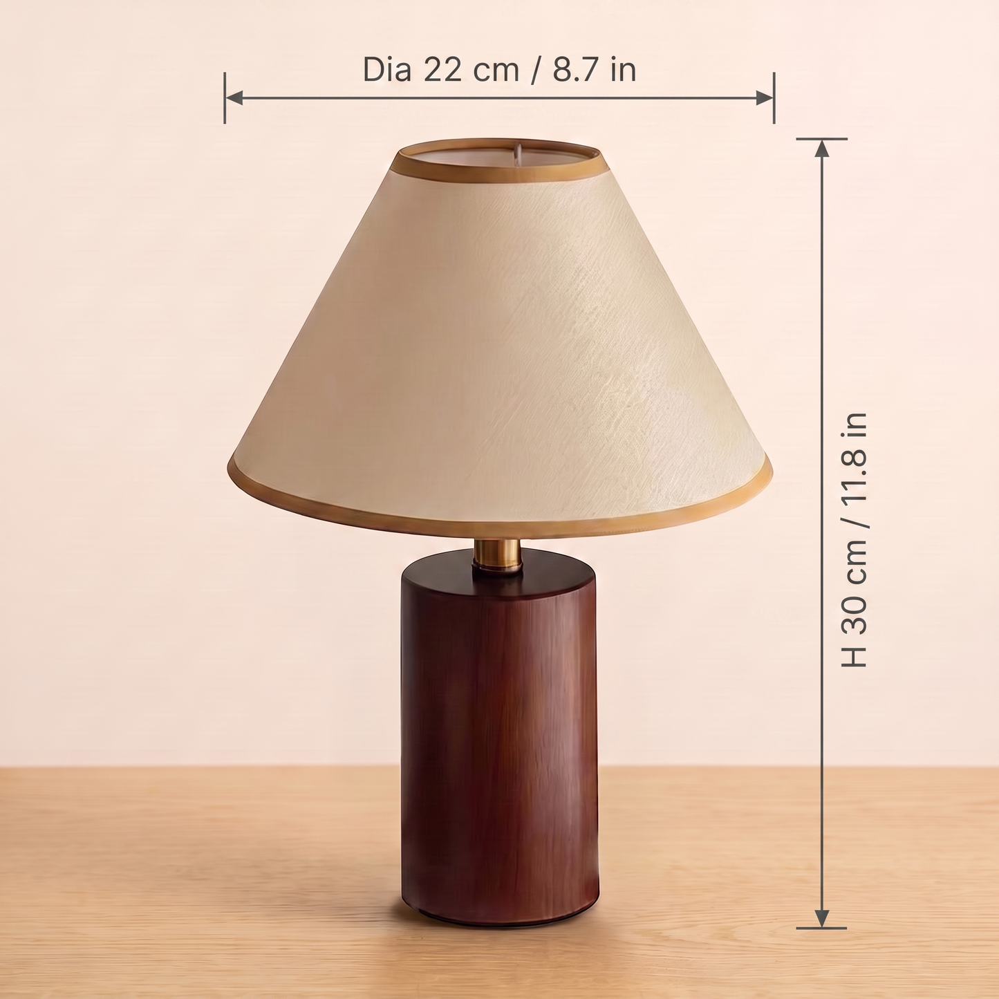 Martin Table Lamp dimensions, 22cm diameter and 30cm tall