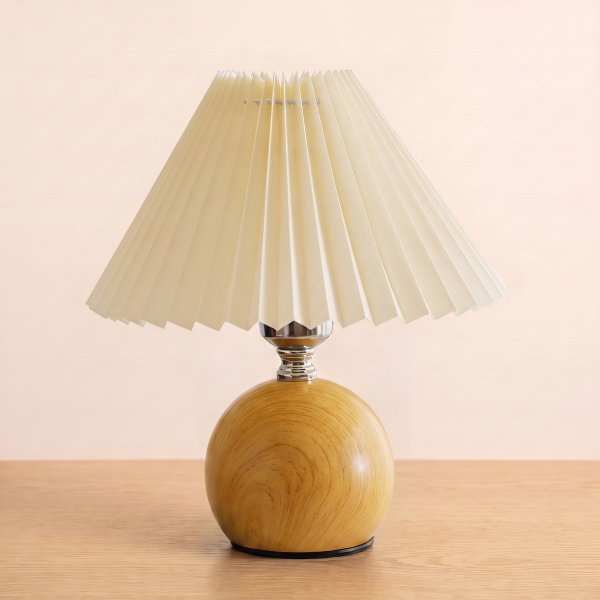 Retro Nordic Pleated Table Lamp with the rubberwood base